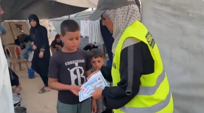 بالتعاون مع مؤسسة سراج قامت إحسان للاغاثة بتقديم زكاة المال جنوب قطاع غزة