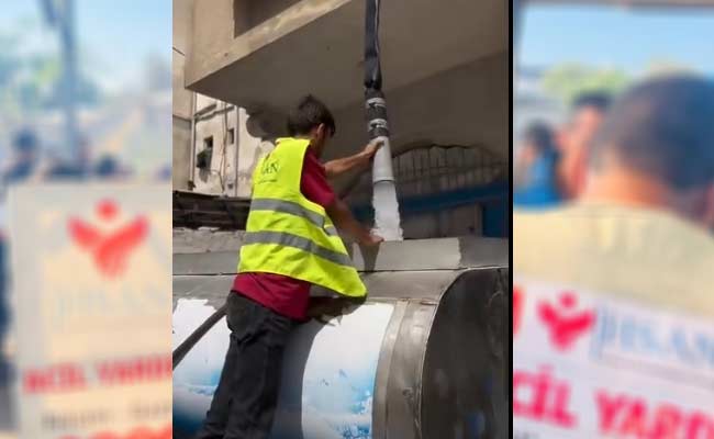 إحسان للاغاثة تستمر بتقديم مياه الشرب للمتضررين شمال قطاع غزة