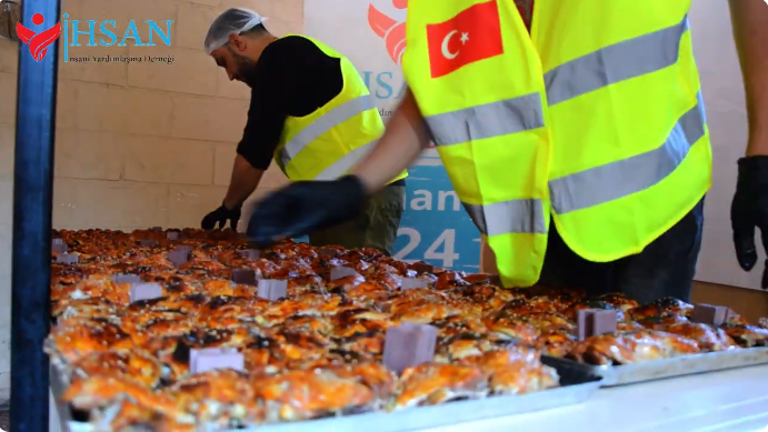 جمعية إحسان للإغاثة الإنسانية تواصل جهودها الحثيثة في دعم النازحين من جنوب لبنان