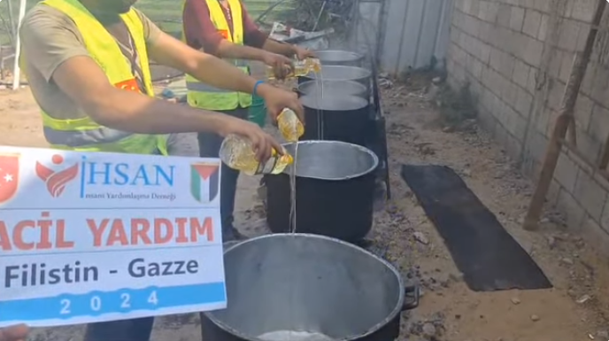 إعداد وتوزيع الطعام عللى المنكوبين شمال قطاع غزة 28-9-2024