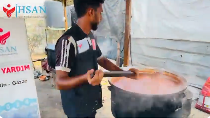 توزيع وجبات الطعام الساخنة في 14-8-2024 جنوب قطاع غزة