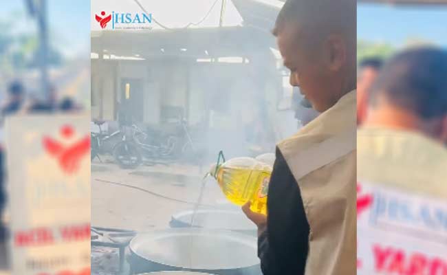 تقديم وجبات الغذائية لأهلنا النازحين في الخيام