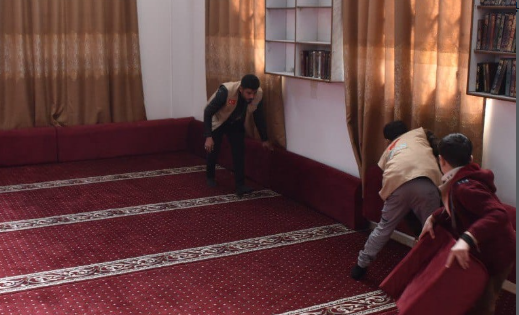  تجهيز مسجد الصفدي في مخيم اليرموك للاجئين الفلسطينيين بسورية